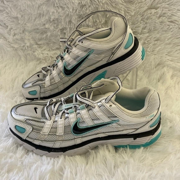Nike Bowerman Series,Women’s,White/Silver e.t.c. Running Sneakers.Size-8 - Picture 2 of 9